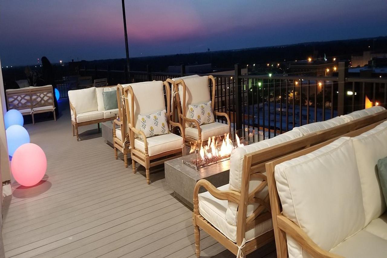 Hotel Elkhart, Tapestry Collection By Hilton Exterior photo