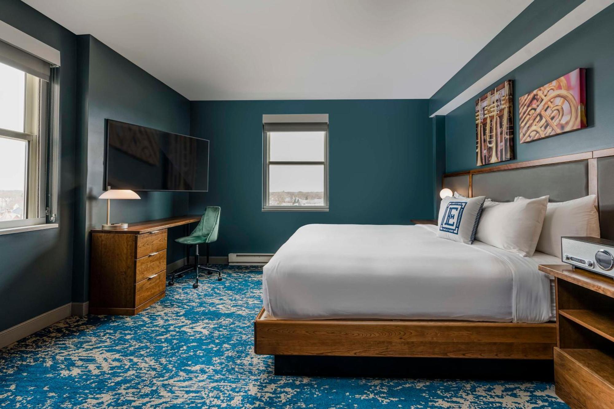 Hotel Elkhart, Tapestry Collection By Hilton Exterior photo